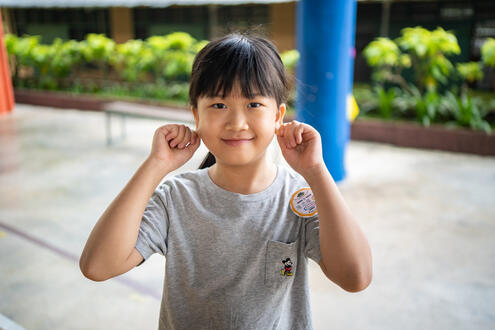 🅱️ 双手拉耳朵 Pose2 (农历生日)